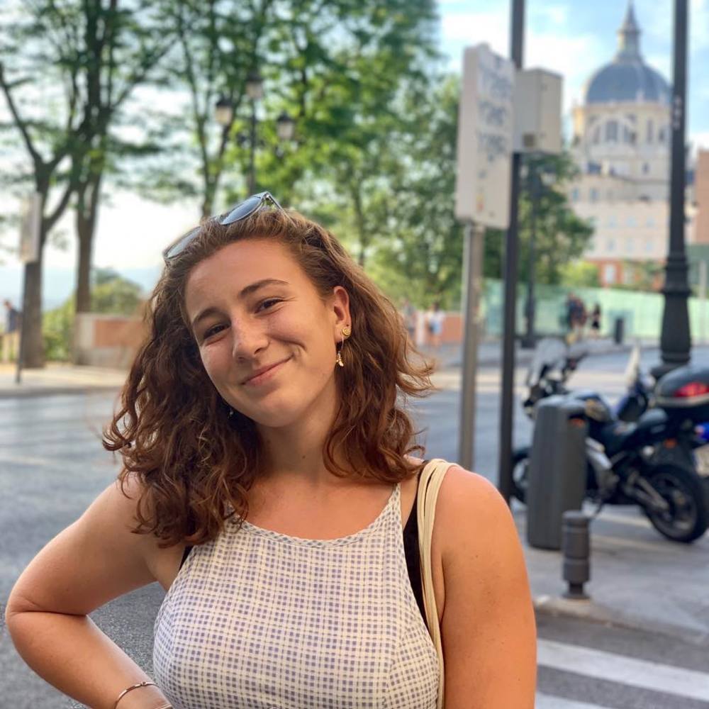 Meet your Posher, Isabella